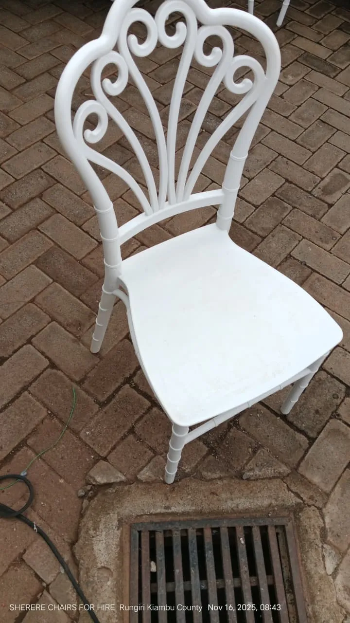 White Design Chiavari Chairs